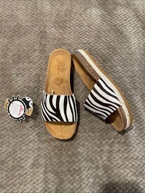 Yokono Zebra Slide Sandals